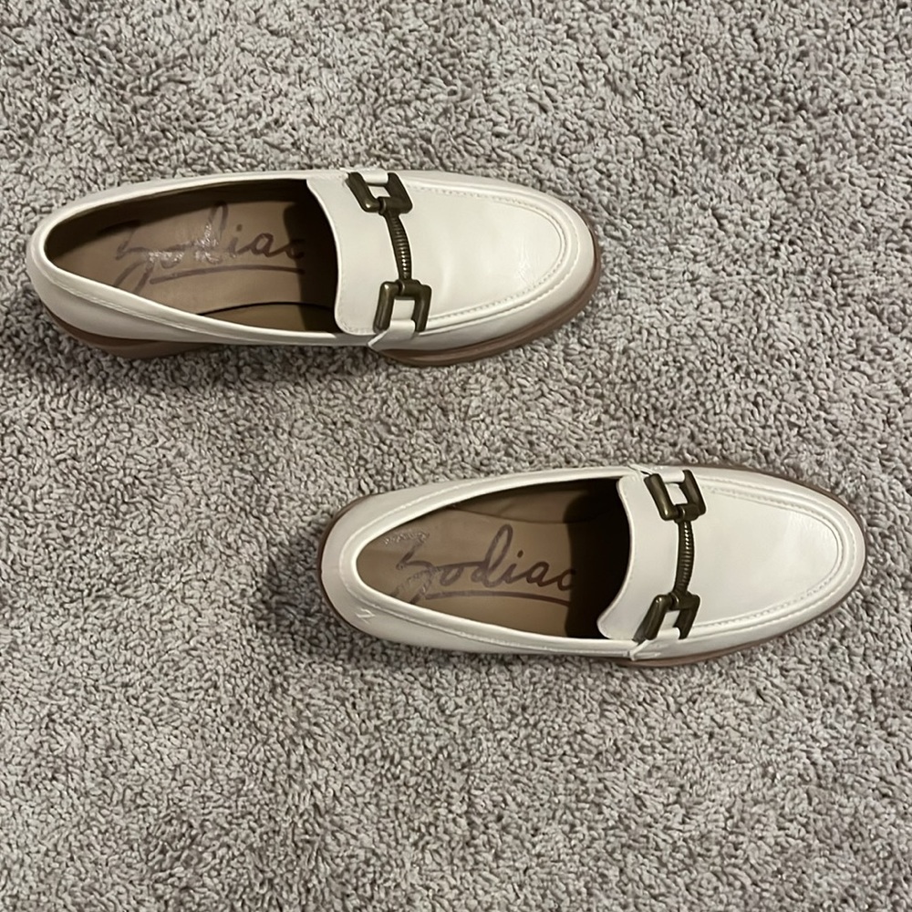 ZODIAC Gemma Loafer Size 9‎ like new!! - Picture 4 of 10